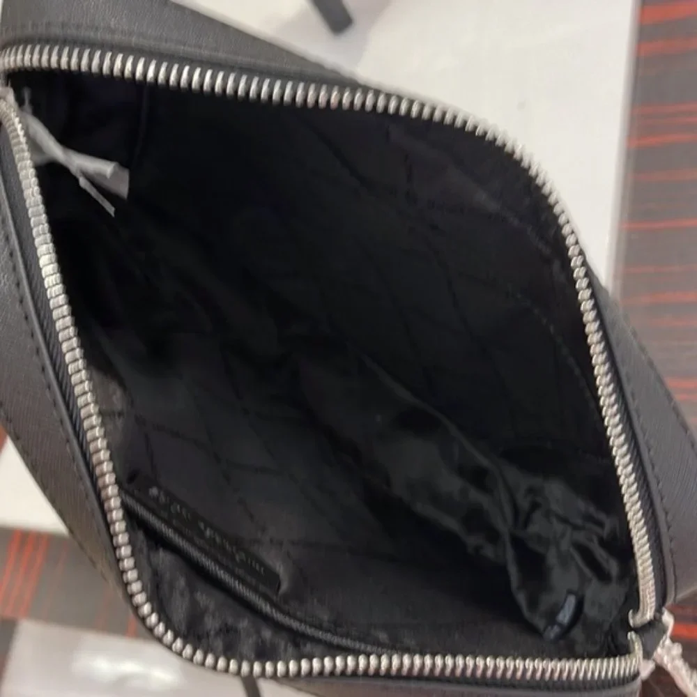 Michael Kors large Jet Set Item EW Crossbody Black - Picture 11 of 16